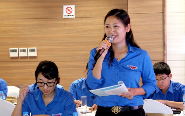 Chị Đoàn Thị Thanh Tâm, Bí thư Tỉnh đoàn Yên Bái phát biểu tại Hội nghị.