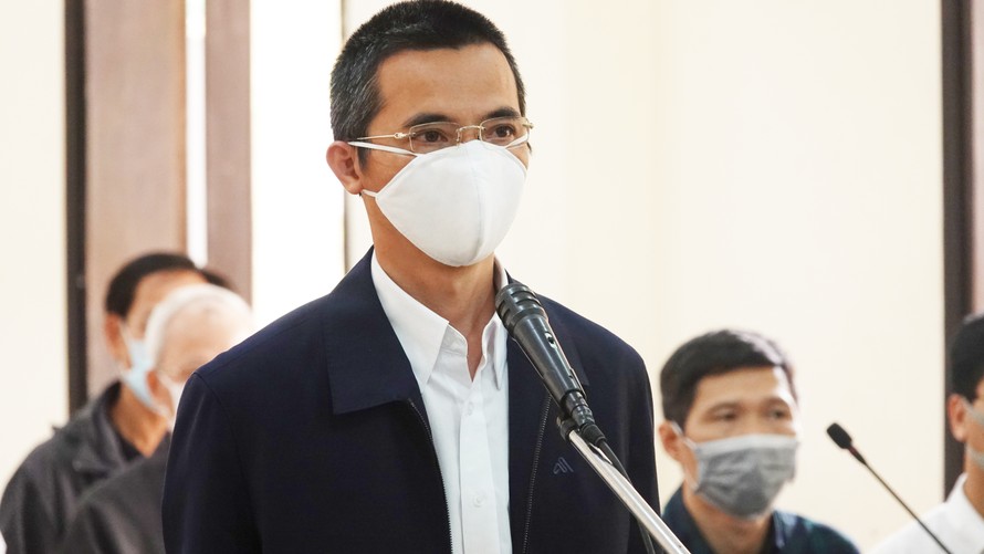 Bị cáo Đặng Anh Tuấn, cựu Chánh thanh tra Bộ Thông tin và Truyền thông được trả tự do tại tòa