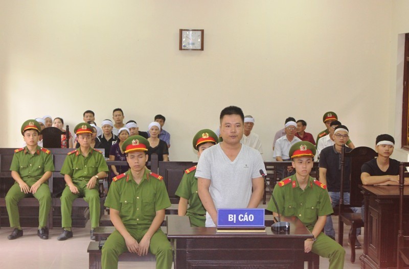 Nguyễn Văn Dũng, hung thủ giết xe ôm để cướp của bị tuyên án tử hình - Ảnh: Hoàng Long