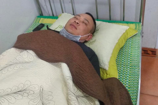 Chủ xe khách Nguyễn Minh Lập bị đánh gây thương tích, phải nhập viện điều trị - Ảnh: Hoàng Long