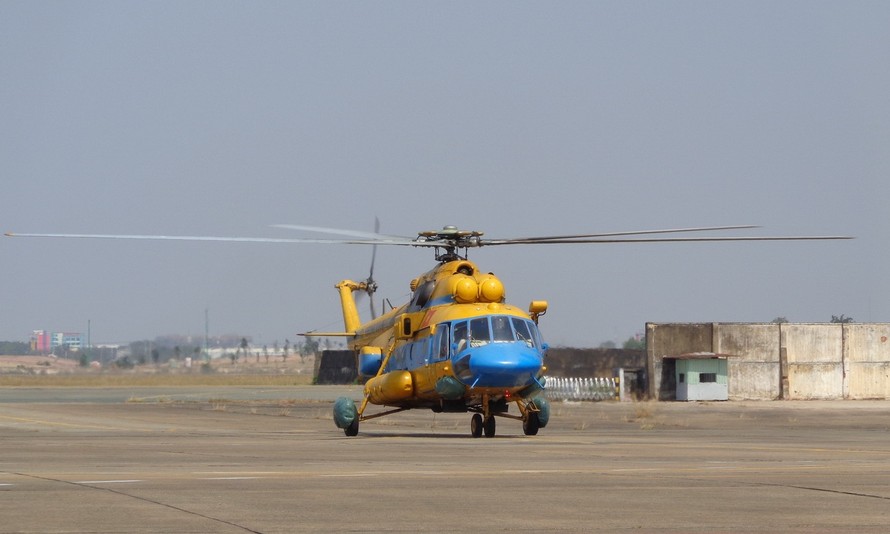 Trưa 30 Tết trực thăng ra đảo cấp cứu bộ đội hải quân