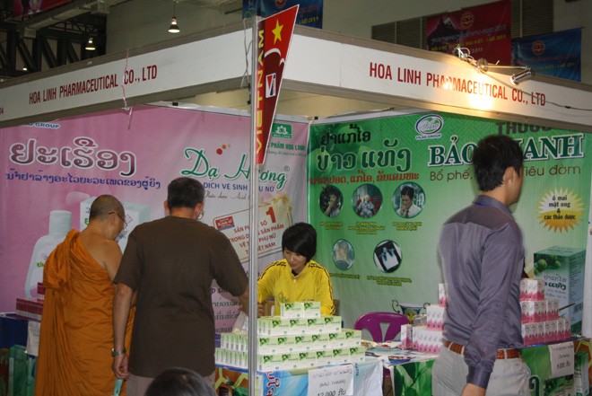 Thuốc ho Bảo Thanh tham gia hội chợ tại Lào