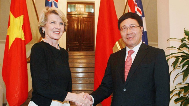 Phó Thủ tướng - Bộ trưởng Bộ Ngoại giao Phạm Bình Minh tiếp và hội đàm với Bộ trưởng Ngoại giao Úc Julie Bishop ngày 18/2 tại Hà Nội. Ảnh: TTXVN