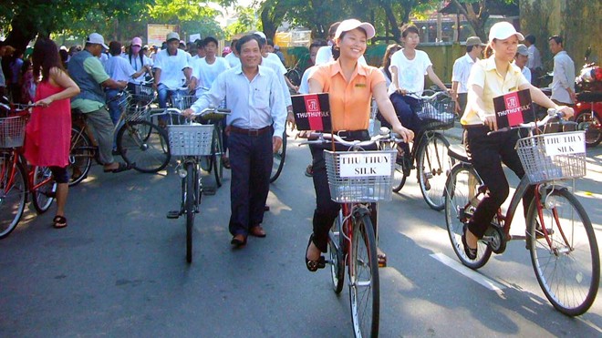Xe đạp, phương tiện chính trong khu phố cổ Hội An. ảnh: Quốc Hải 