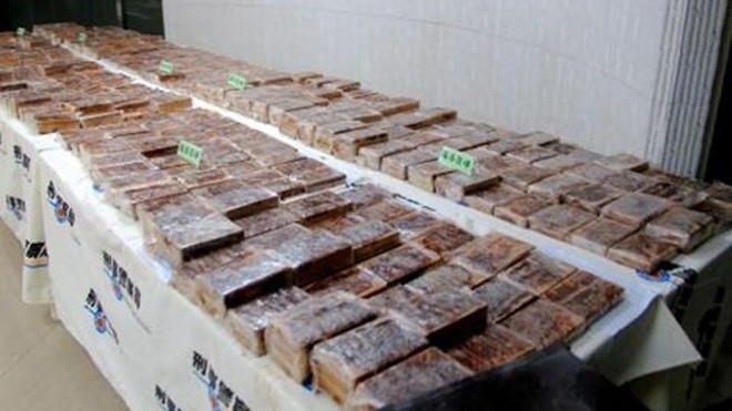 Lô hàng 600 bánh heroin được hải quan xếp vào luồng xanh và được miễn kiểm tra