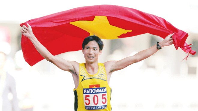 Nhà vô địch SEA Games Nguyễn Văn Lai sẽ phải thi đấu hết sức mình để đòi lại ngôi vô địch Việt dã để mất vào tay đàn em Bùi Thế Anh ở giải năm ngoái. Ảnh: VSI