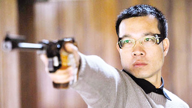 Hoàng Xuân Vinh phá kỷ lục bắn súng thế giới