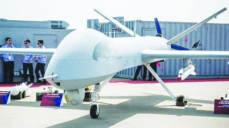  Máy bay không người lái Wing Loong của Trung Quốc trông giống mẫu máy bay không người lái MQ-9 Reaper của Mỹ. Ảnh: Wired