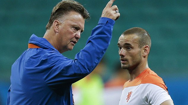 Wesley Sneijder sẽ là học trò của Van Gaal tại M.U?