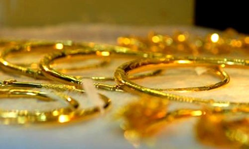 Sáng nay, giá vàng tăng vọt 280.000 đồng mỗi lượng