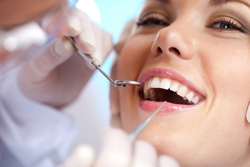 Kỹ thuật mới giúp răng sâu tự lành và không gây khó chịu cho người bệnh. Ảnh: lavitadental.com