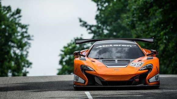 Mê mẩn với siêu xe tốc độ McLaren 650S GT3