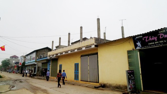 Một số ki-ốt xây dựng trái phép tại xã Tân Dân, huyện Sóc Sơn. Ảnh: M.T