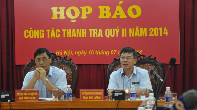 Hai Phó tổng Thanh tra Chính phủ tại buổi họp báo ngày 16/7