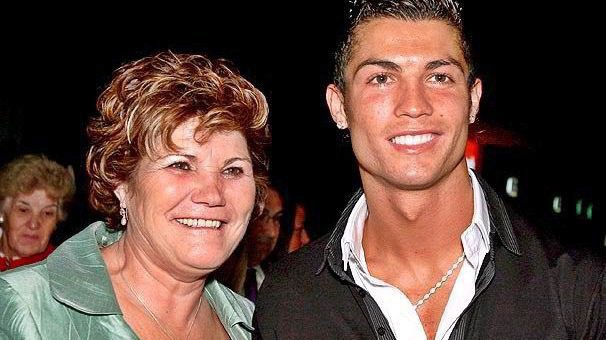 Bà Dolores và Ronaldo