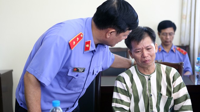 Đông đảo người dân hy vọng việc ban hành Luật TCCQĐT sẽ giúp giảm được những vụ án oan như vụ Nguyễn Thanh Chấn
