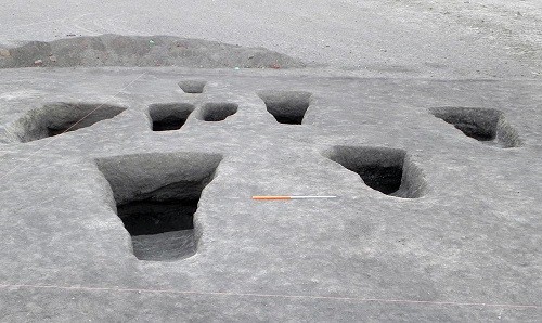 Nghĩa địa 2.000 năm tuổi với những ngôi mộ dưới lòng đất. Ảnh: Live Science