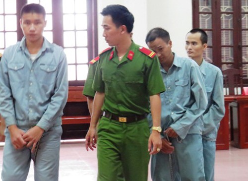 Các bị cáo được xét xử trong phiên tòa xử kín. Ảnh: Giang Chinh