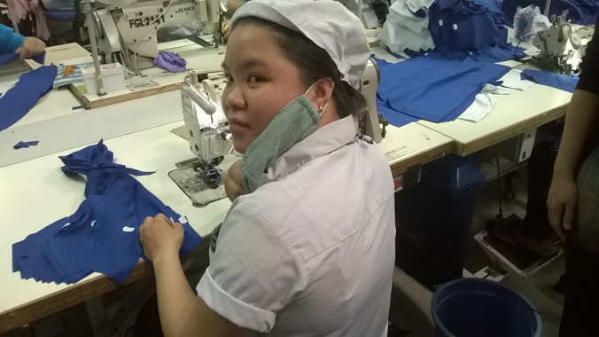 Chị Nguyễn Thị Nhung đang lao động tại Cty Fashion Garments