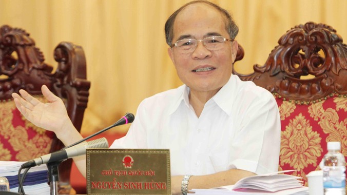 Chủ tịch Quốc hội Nguyễn Sinh Hùng phát biểu tại hội nghị. Ảnh: TTXVN