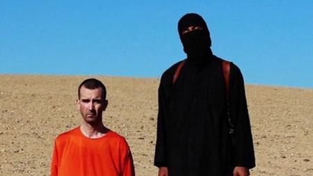 David Haines trong video bị phiến quân Hồi giáo IS hành quyết. 
