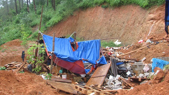 Hiện trường xảy ra vụ lở đất, làm 9 người thương vong tại khu vực biên giới Lạng Sơn. Ảnh: Duy Chiến
