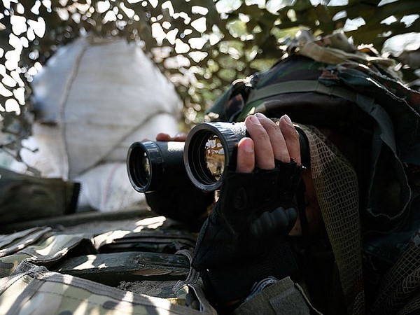 Dân quân tại Donetsk. Nguồn: Reuters