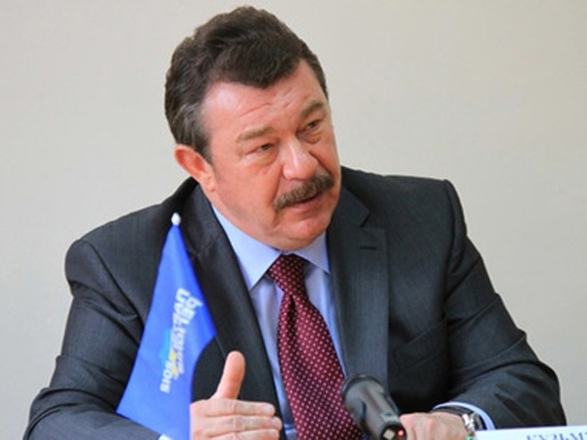 Khởi tố các cựu Bộ trưởng quốc phòng Ukraine