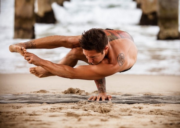 Bên trong một chiến binh: Sự nam tính của Yoga
