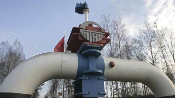 Đường ống Druzhba dài 8.900 km. Ảnh: RFE.