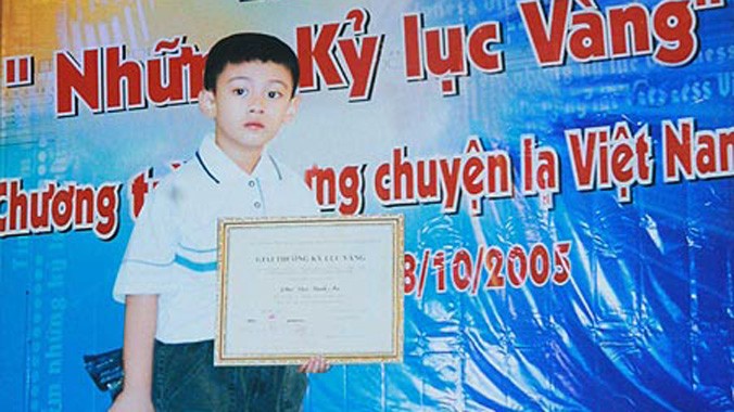 “Thần đồng” Phó Đức Bình An từng được chương trình Những chuyện lạ Việt Nam tôn vinh.