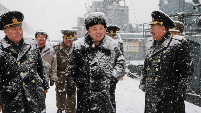 Hãng thông tấn Trung ương Triều Tiên (KCNA) cho hay, lãnh đạo tối cao Triều Tiên Kim Jong-un đã tiến hành thị sát lực lượng tàu ngầm 189 được vinh danh là “trung đoàn O Jung-hup-led số 7” của Hải quân Triều Tiên.