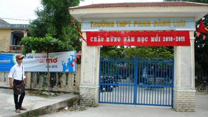 Trường THPT Phan Đăng Lưu (Phú Vang, TT-Huế) - nơi phát hiện hàng chục tập đề thi học kỳ 1 môn Sinh học có sai sót.