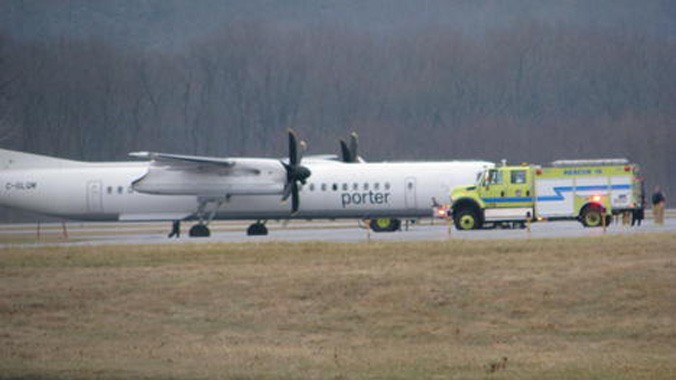 Một trong hai chiếc máy bay phải hạ cánh khẩn cấp xuống sân bay Williamsport ở Mỹ.