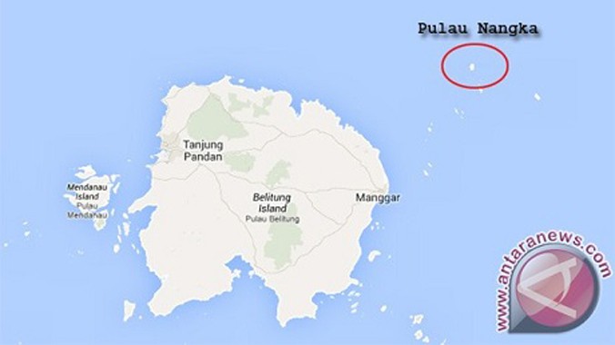 Pháp sư Mukhti Maarif cho rằng chiếc máy bay QZ8501 bị mất tích đang ở dưới đáy biển, gần đảo Pukau Nangka (khoanh tròn).