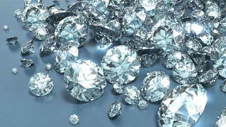 Các nhà khoa học Đức đang nghiên cứu phương pháp chế tạo kim cương hoàn toàn mới từ bơ đậu phộng. Ảnh: Getty.