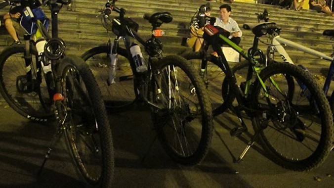 Thú chơi xe đạp đắt tiền xuất hiện nhiều ở Hà Nội trong vài năm gần đây.