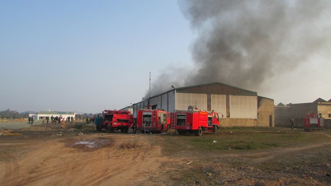 7 xe cứu hỏa được điều động để chữa cháy