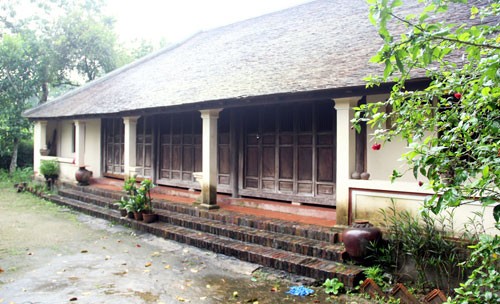 Những ngôi nhà rường cổ hàng trăm năm tuổi lưu giữ nhiều giá trị lịch sử và văn hóa thời Nguyễn ở làng Phước Tích.