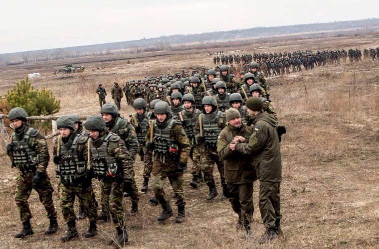 Vệ binh Quốc gia Ukraine được huấn luyện như thế nào?