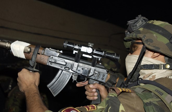 Phiên bản súng bắn tỉa của khẩu Tabuk, sản xuất tại Iraq.