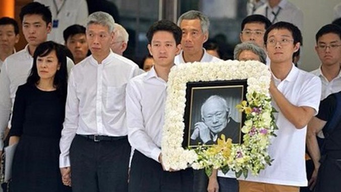 Lời tiễn biệt nghẹn ngào của gia đình với ông Lý Quang Diệu
