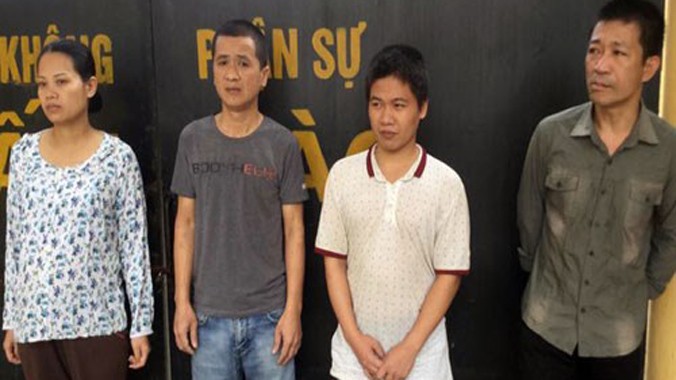 Nguyễn Hữu Quý (bìa phải) và 3 đồng phạm bị Công an Thanh Hóa bắt giữ. Ảnh: T.Thanh.