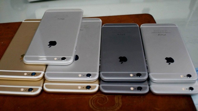 iPhone 6, 6 Plus lock và hàng qua sử dụng chưa được bán phổ biến trên thị trường như hàng mới.