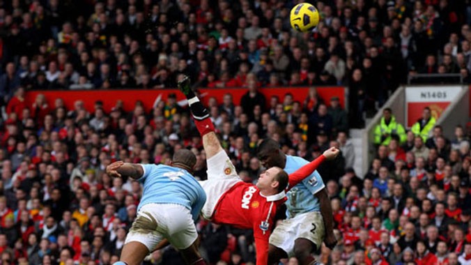 Bàn thắng “chổng ngược bánh xe” của Rooney vào lưới Manchester City năm 2011.