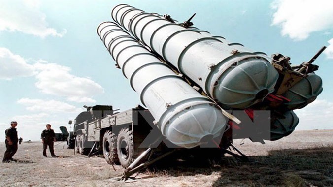 Tên lửa phòng không S-300 của Nga. Nguồn: AFP/TTXVN.