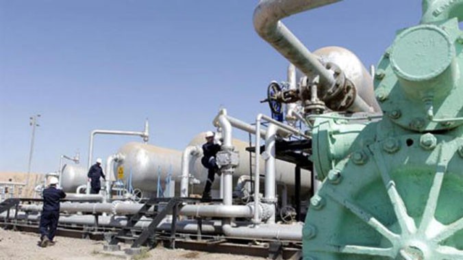 Một nhà máy lọc dầu tại Iraq.