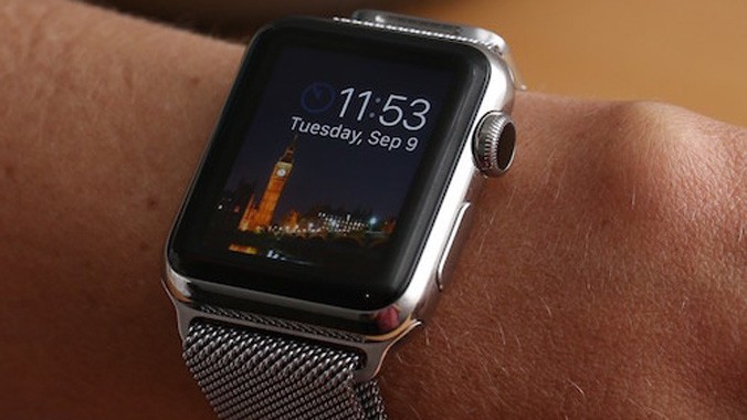 Apple sẽ thu về 2 tỷ USD trong hai tuần đầu bán Apple Watch