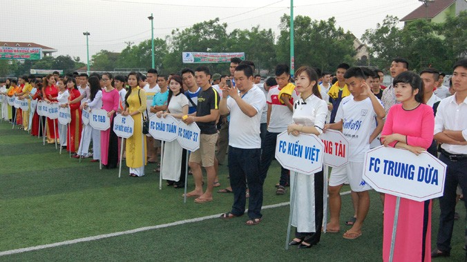 Khai mạc Giải bóng đá tranh cúp Văn Minh 2015