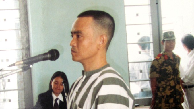 Ông Huỳnh Văn Nén tại phiên tòa phúc thẩm (lần 1) “vụ án vườn điều”, ngày 14/6/2001.